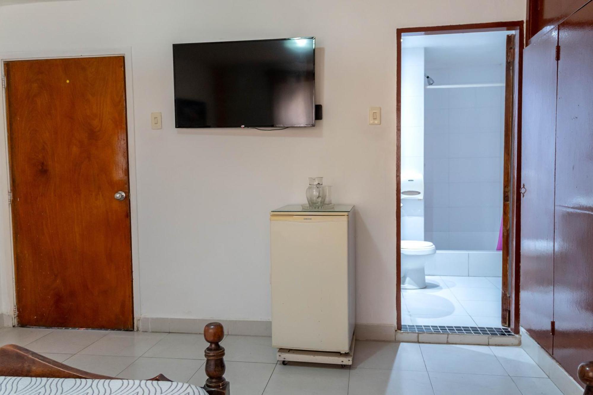 Hotel Veleros Cartagena Luaran gambar