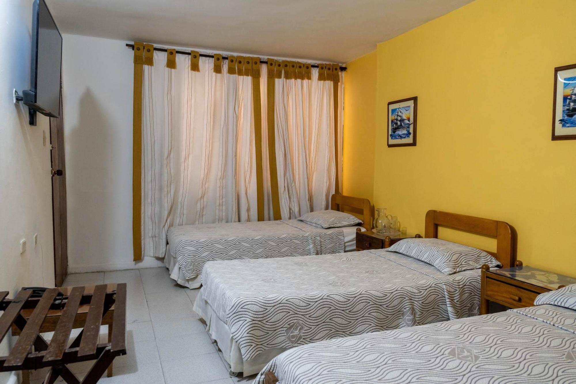 Hotel Veleros Cartagena Luaran gambar