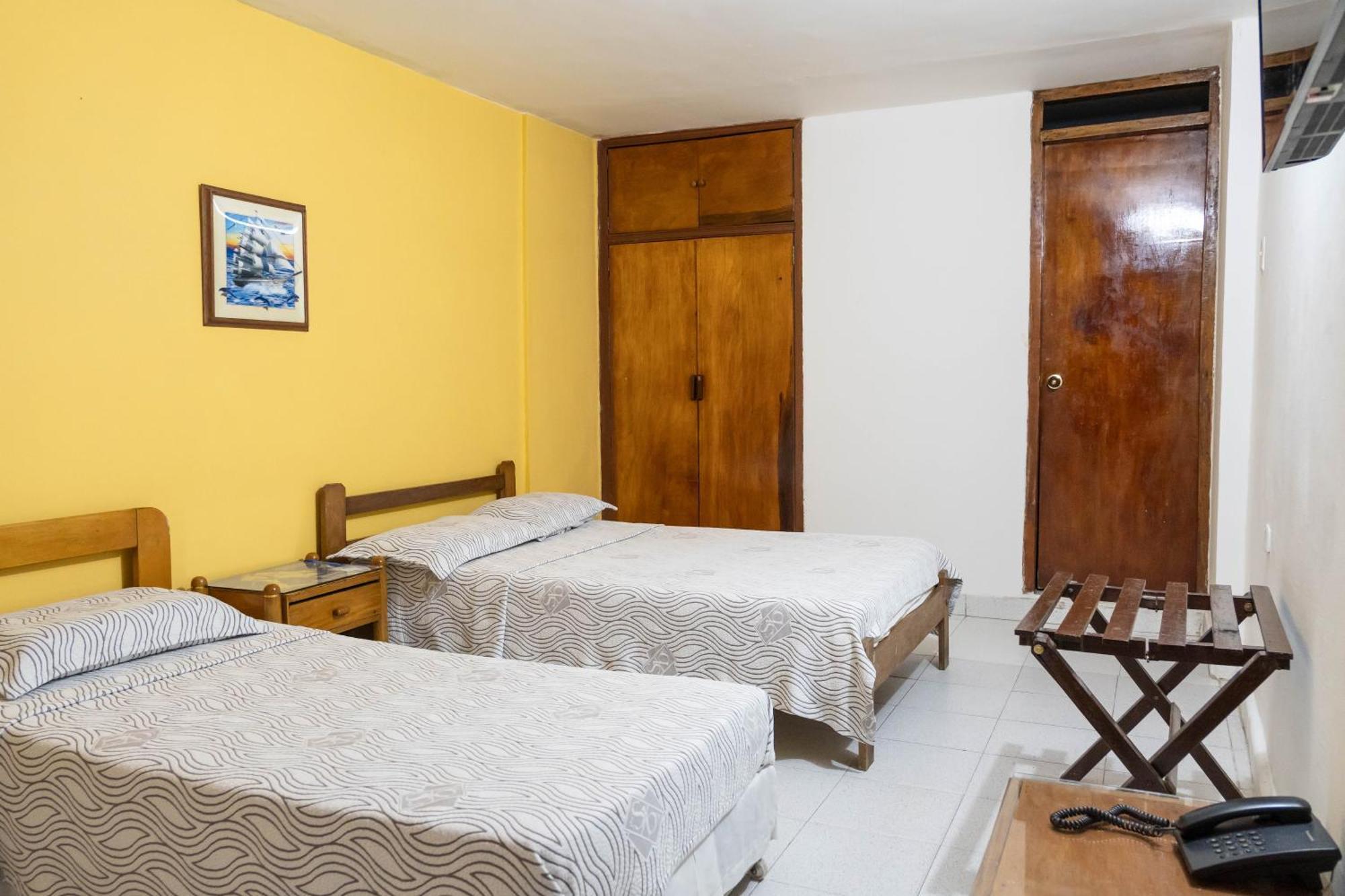 Hotel Veleros Cartagena Luaran gambar